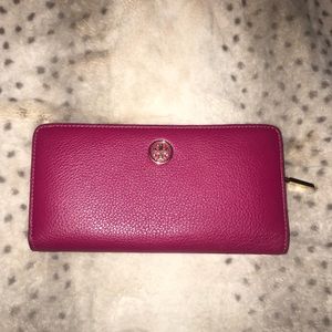 **TORY BURCH WALLET** ACCEPTING ALL OFFERS